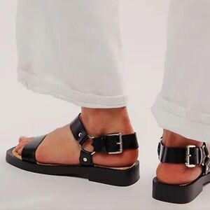 Free People Harley Harness Sandals Size 6 Black New in Box